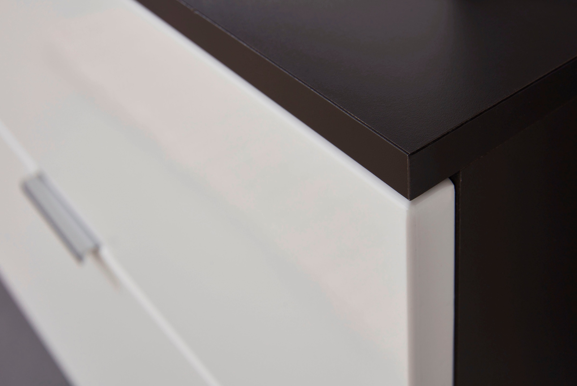 welltime Waschtisch »Cervio« 2 Stk. tlg. Waschbeckenunterschrank mit Metallgriffen und Mineralguss-Waschbecken