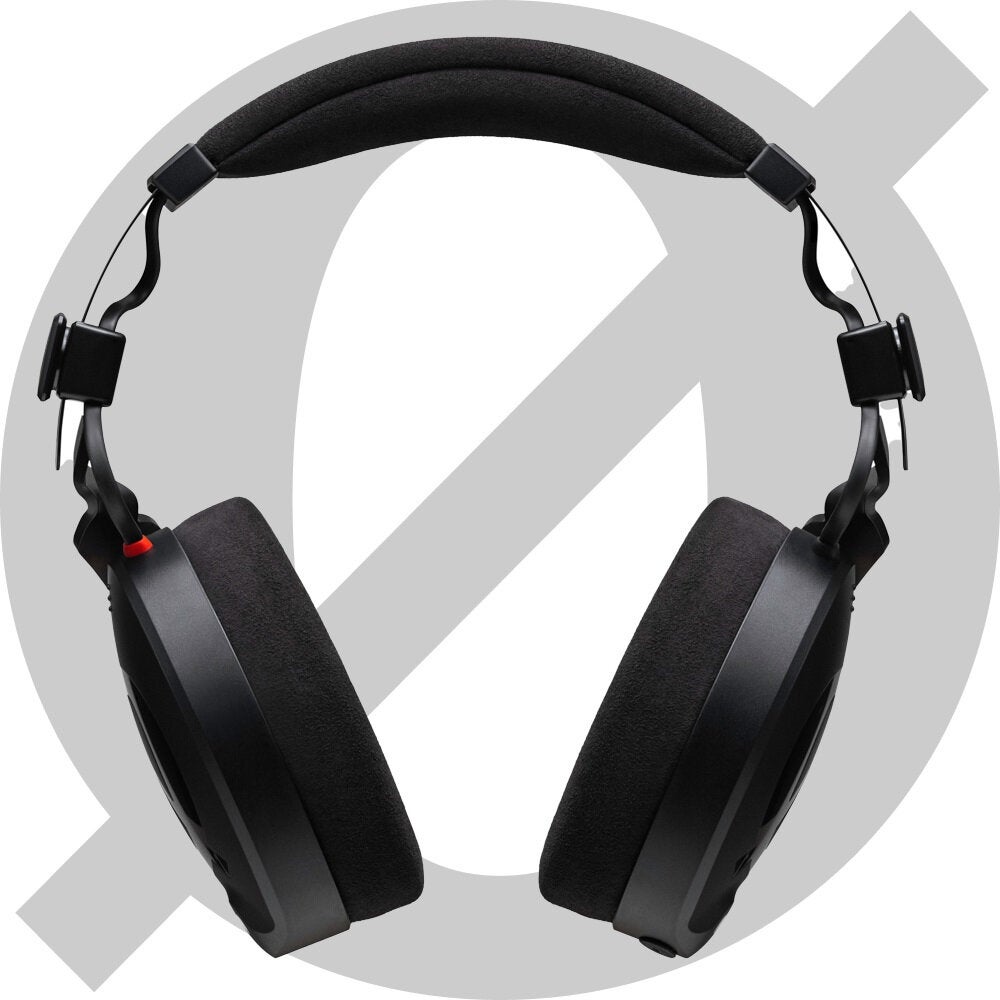 RØDE Four-person podcasting bundle