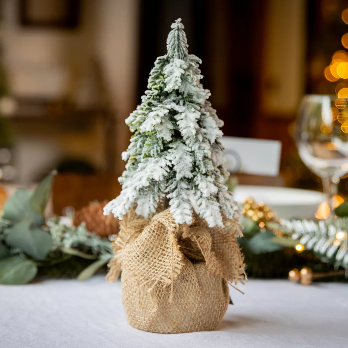 Sapin artificiel de table (H27 cm) Canada Vert enneigé