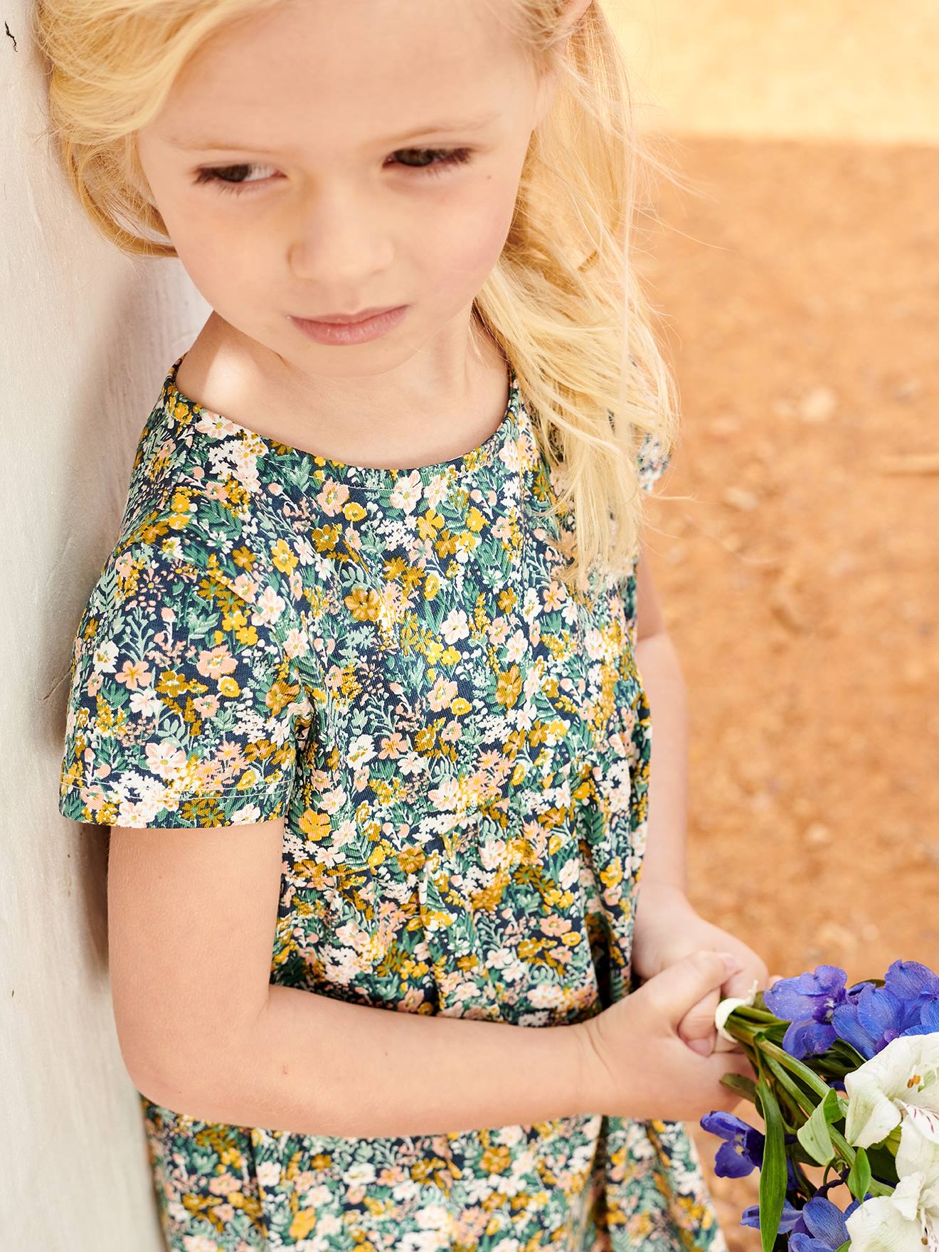 Conjunto de vestido e casaquinho infantil, azul médio liso