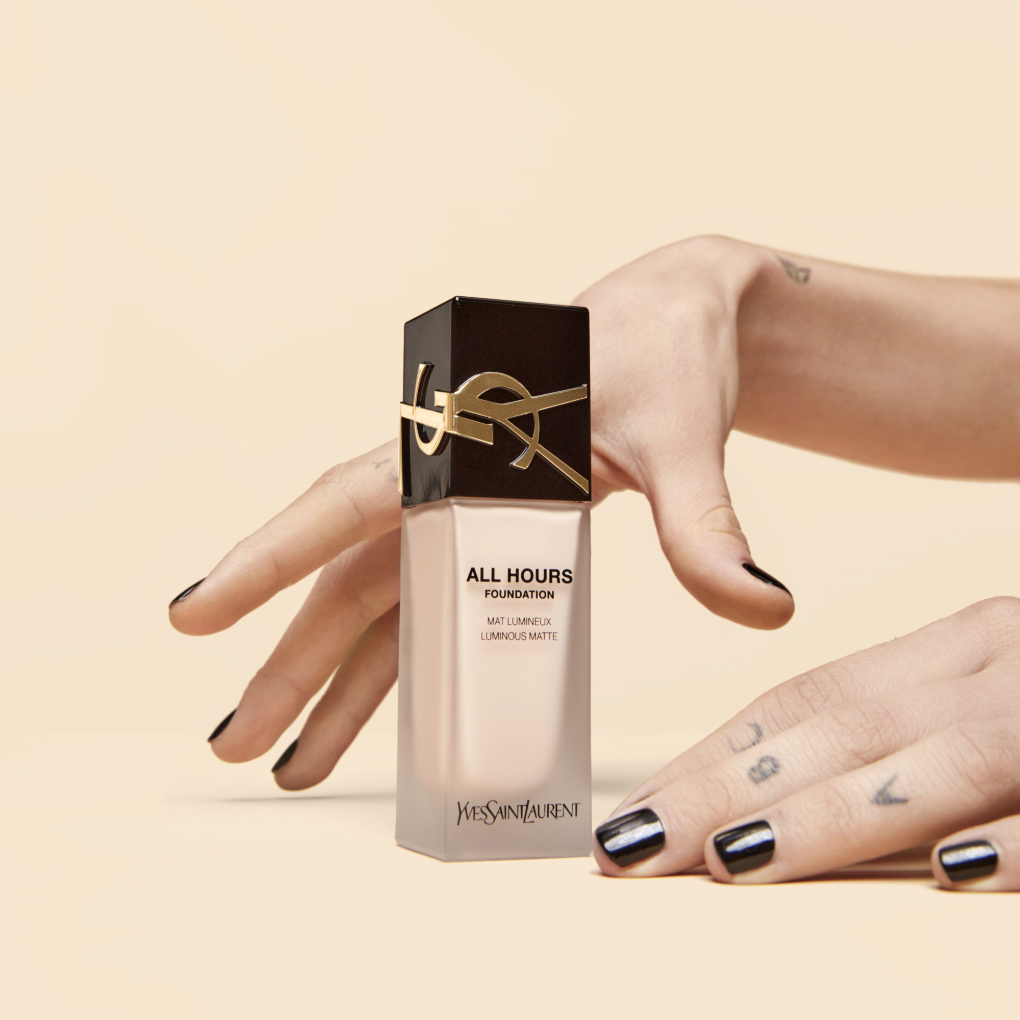 Yves Saint Laurent All Hours Foundation Light Cool 1 Fl 25 ml
