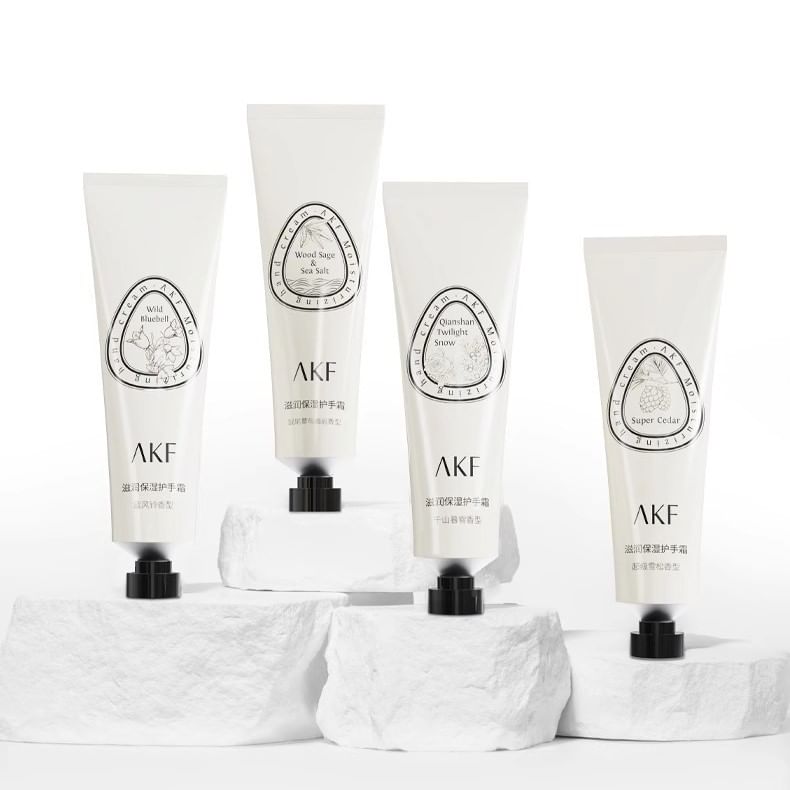 AKF - Hydraterende bloemenhandcrème - Twilight Snow