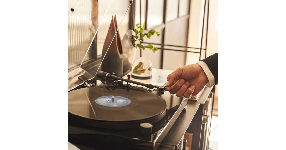 Audio-TechnicaAT-LPW50PB Platenspeler  (Hoogglans zwart)