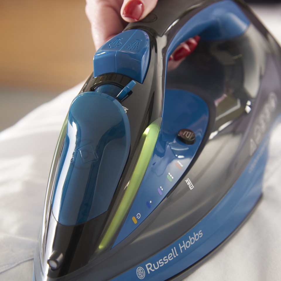 Russell Hobbs - Colour Control Pro strygejern - Sort & Blå