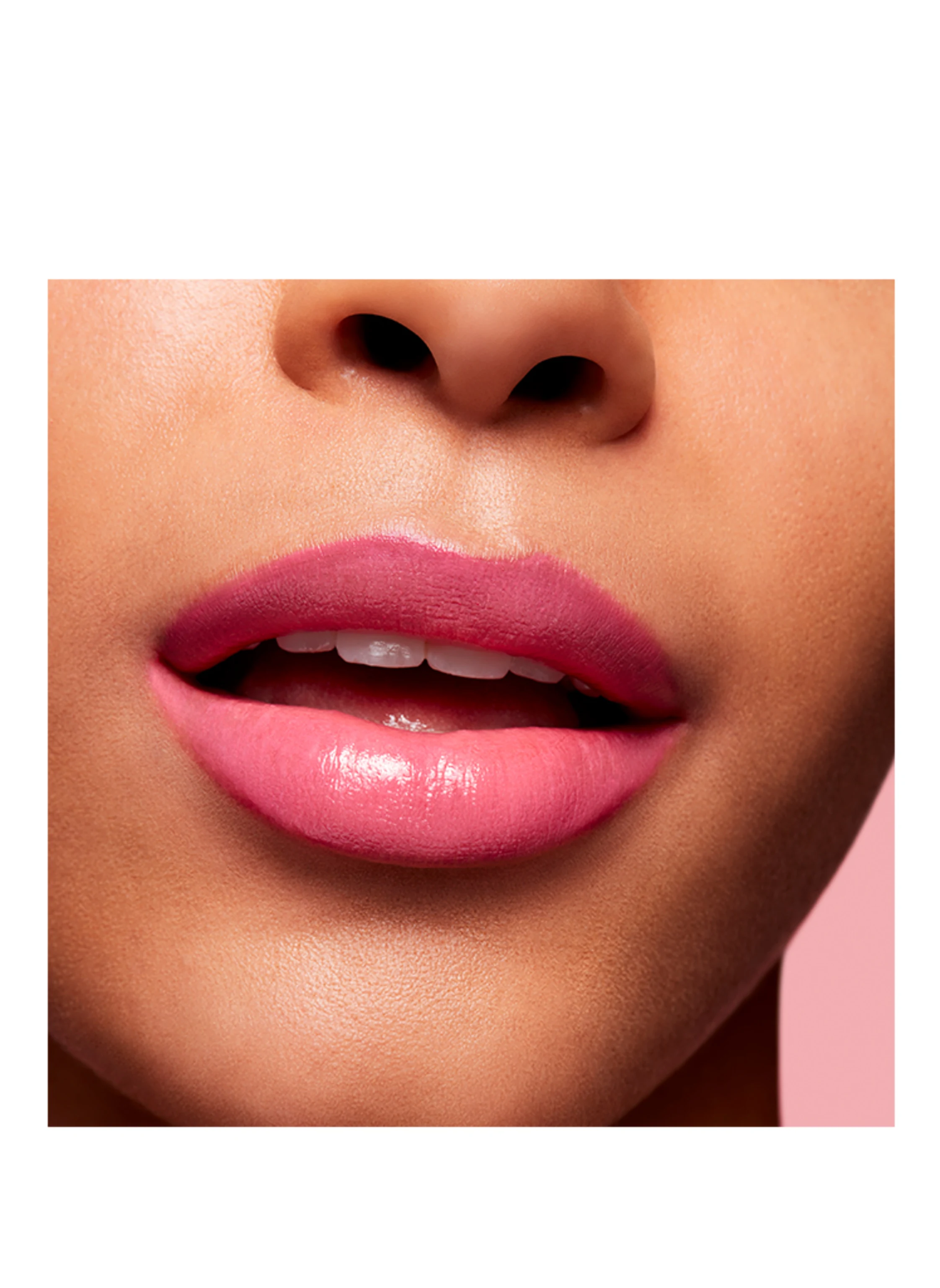 M.A.C LUSTREGLASS LIPSTICK