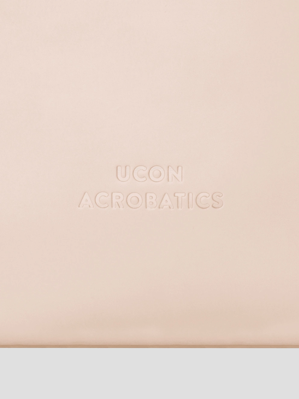 Ucon Acrobatics Jona Medium Bag nude / light apricot