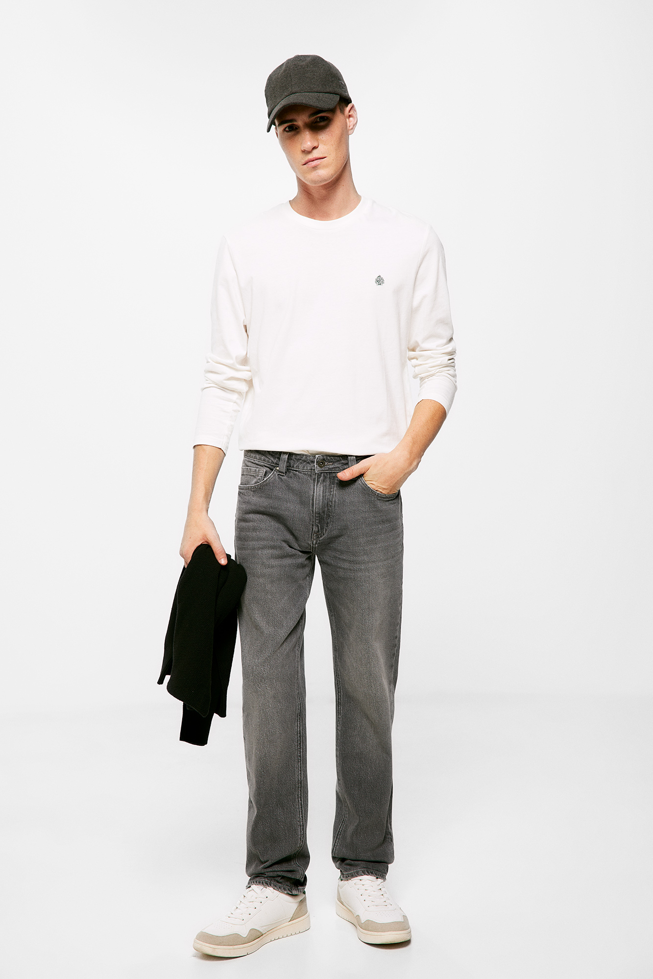 Calça jeans normal, lavagem cinza escura