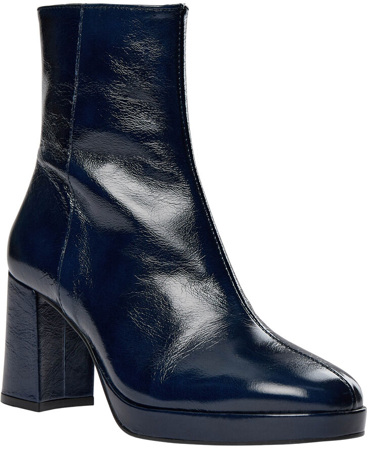 Shoe Biz Kitt Navy