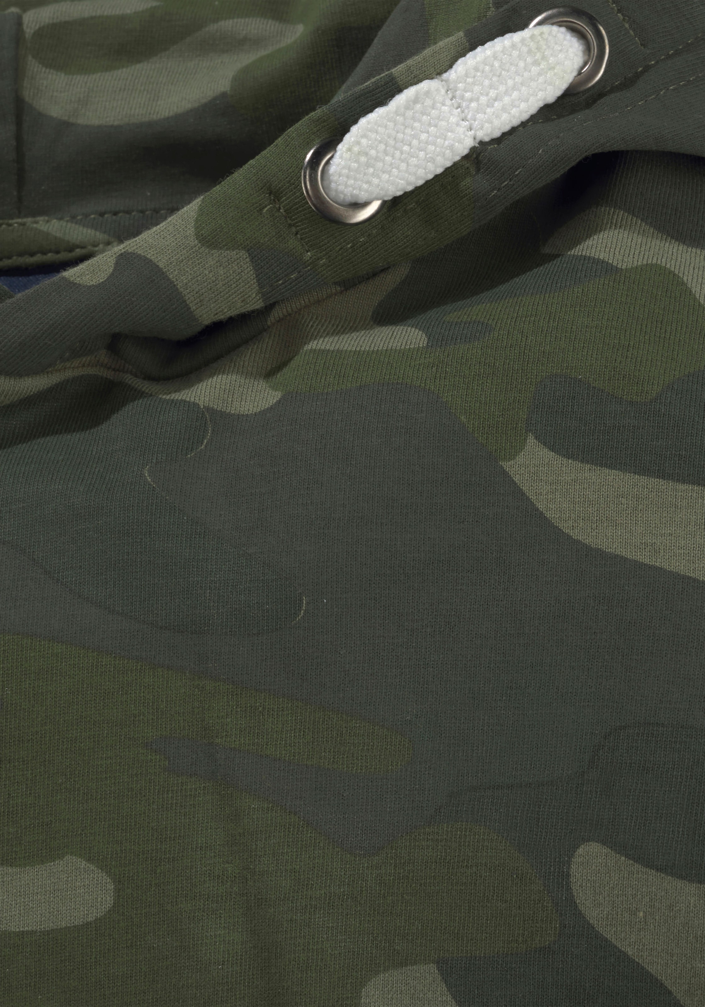 KIDSWORLD Langarmshirt »Tarnfarben - Muster«, Langarm,  Basic-Passform,  Allover-Druck,  mit Kapuze
