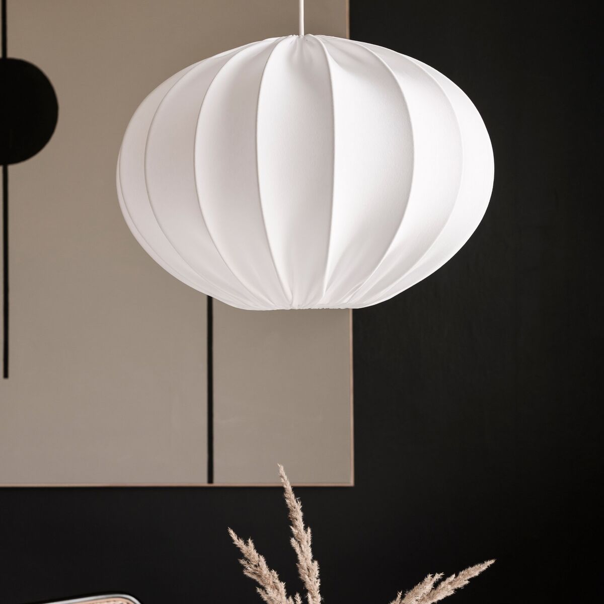 Taklampe, oval kule, 40 cm, hvit