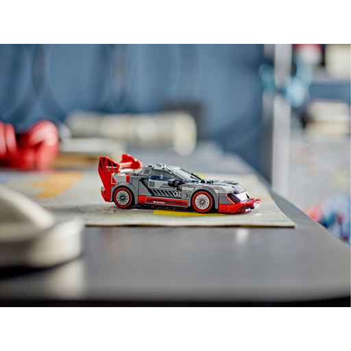 LEGO Speed Champions Audi S1 E-Tron Quattro-Racerbil - 76921