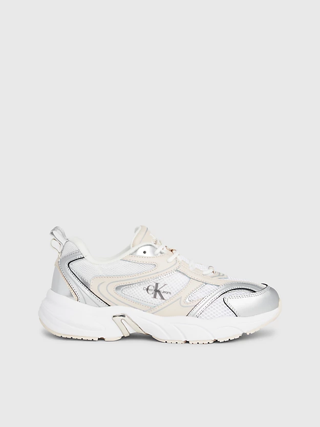 Tênis de couro