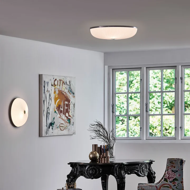 Le Klint - Lamella Wand- und Deckenleuchte Ø 35 cm, silber / weiss