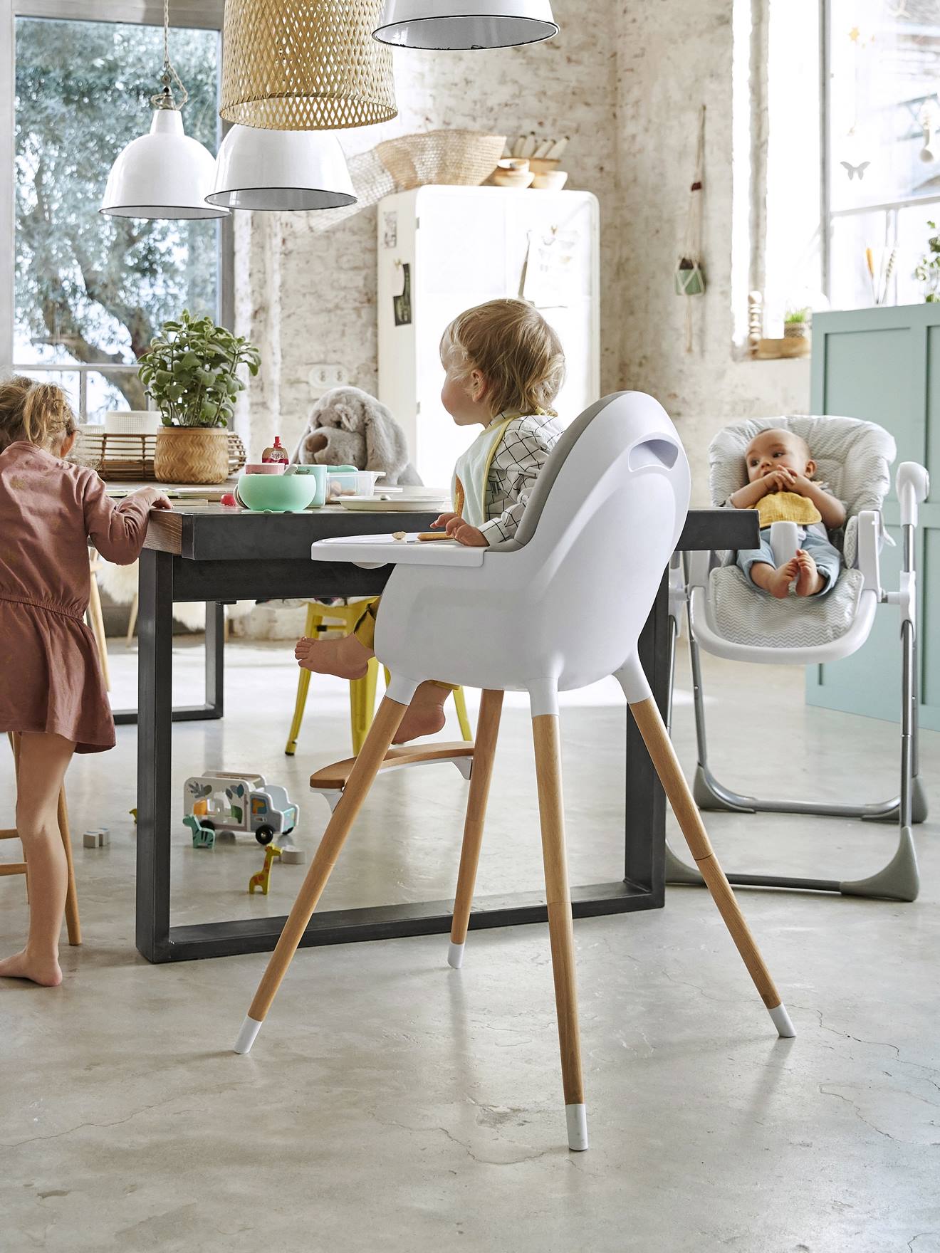 Cadeira alta conversível TopSeat com 2 ajustes de altura, estampa azul escura