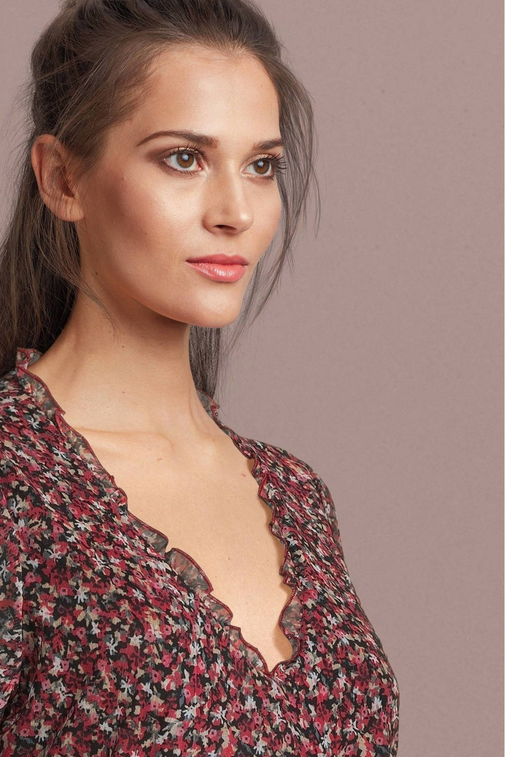 LOVE2WAIT semi-transparante zwangerschapsjurk met all over print rood/zwart/wit