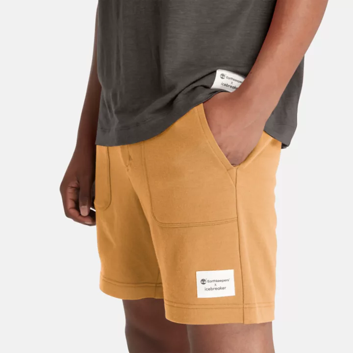 Shorts Timberland x Icebreaker Merino Terry Chino para homem, na cor amarela.