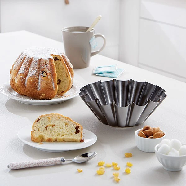 Moule à brioche acier revêtu anti-adhérent 18,5 cm Mathon