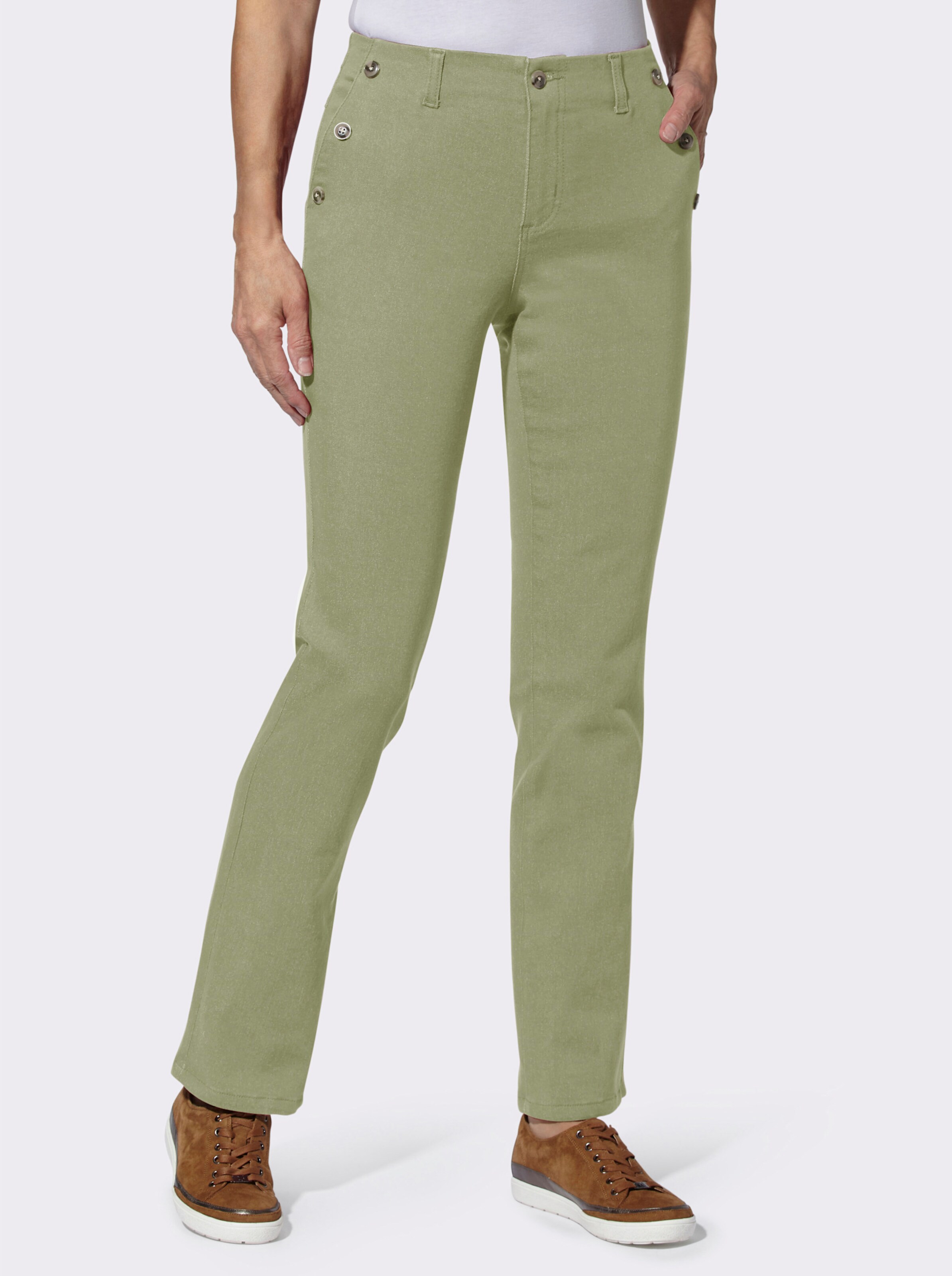 Jeans mit Zierknöpfen