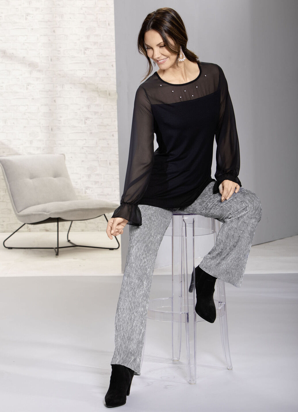Exzellentes Shirt mit Chiffon-Verarbeitung