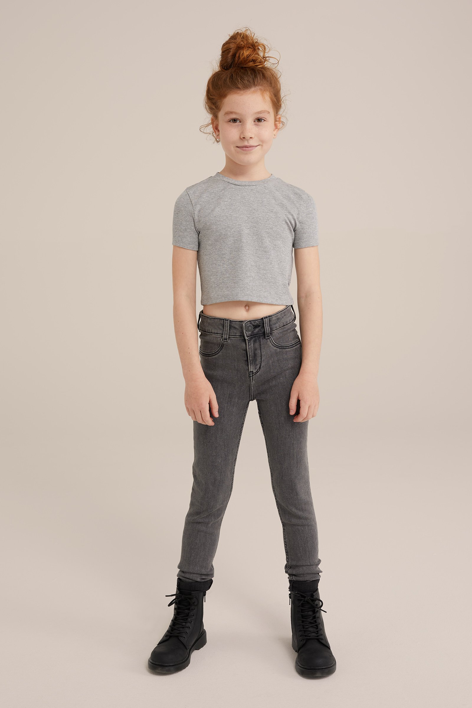 Meisjes cropped T-shirt van ribstof WE Fashion Lichtgrijs