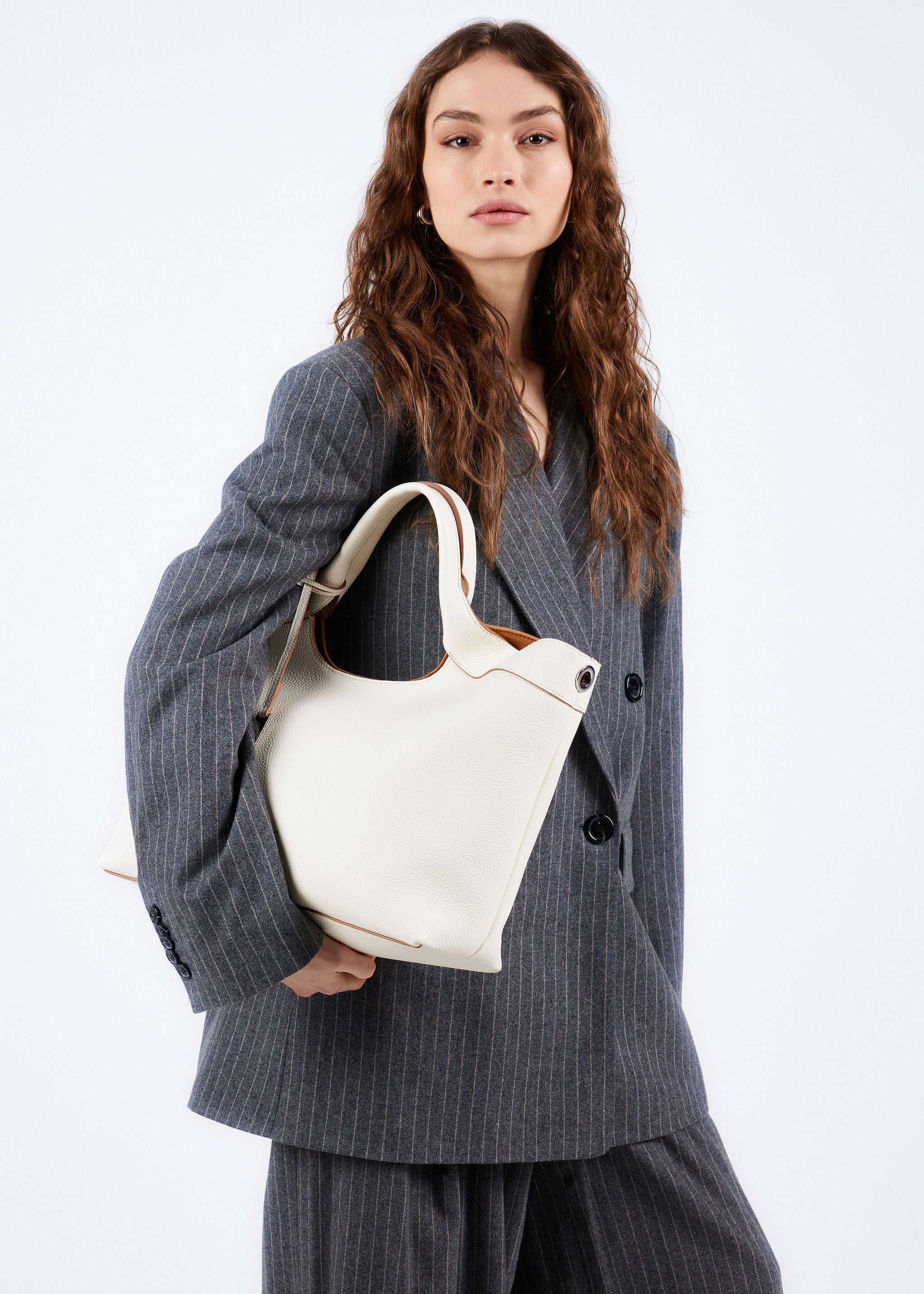 GRETE | CREAM