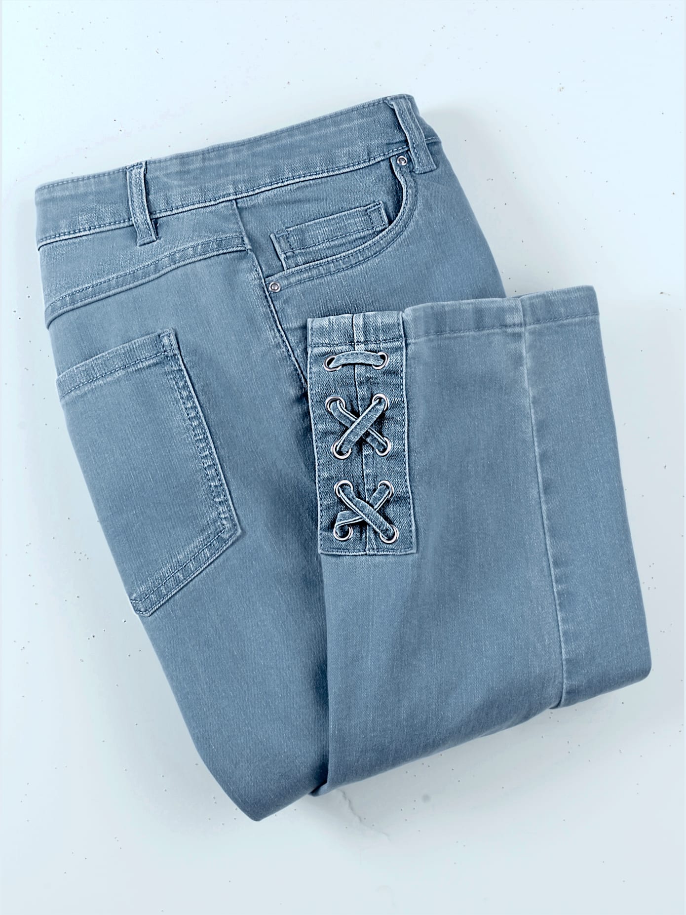 Jean 3/4 qualité coton doux sur la peau