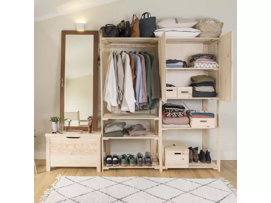 Penderie en pin massif Nova 76.5 x 38.5 x 174.5 cm