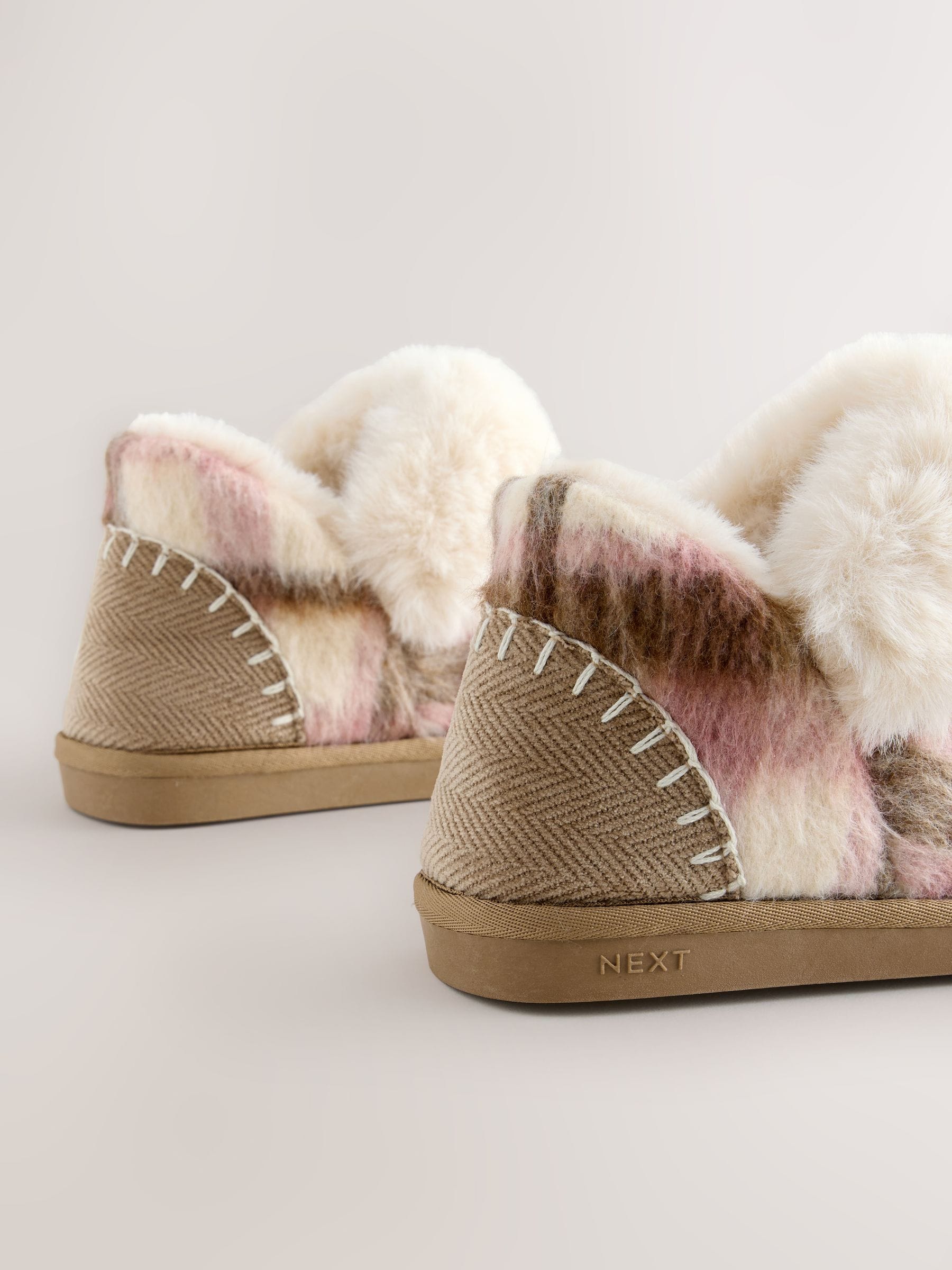 Roze geruit - Faux Fur Brush Boot Slippers