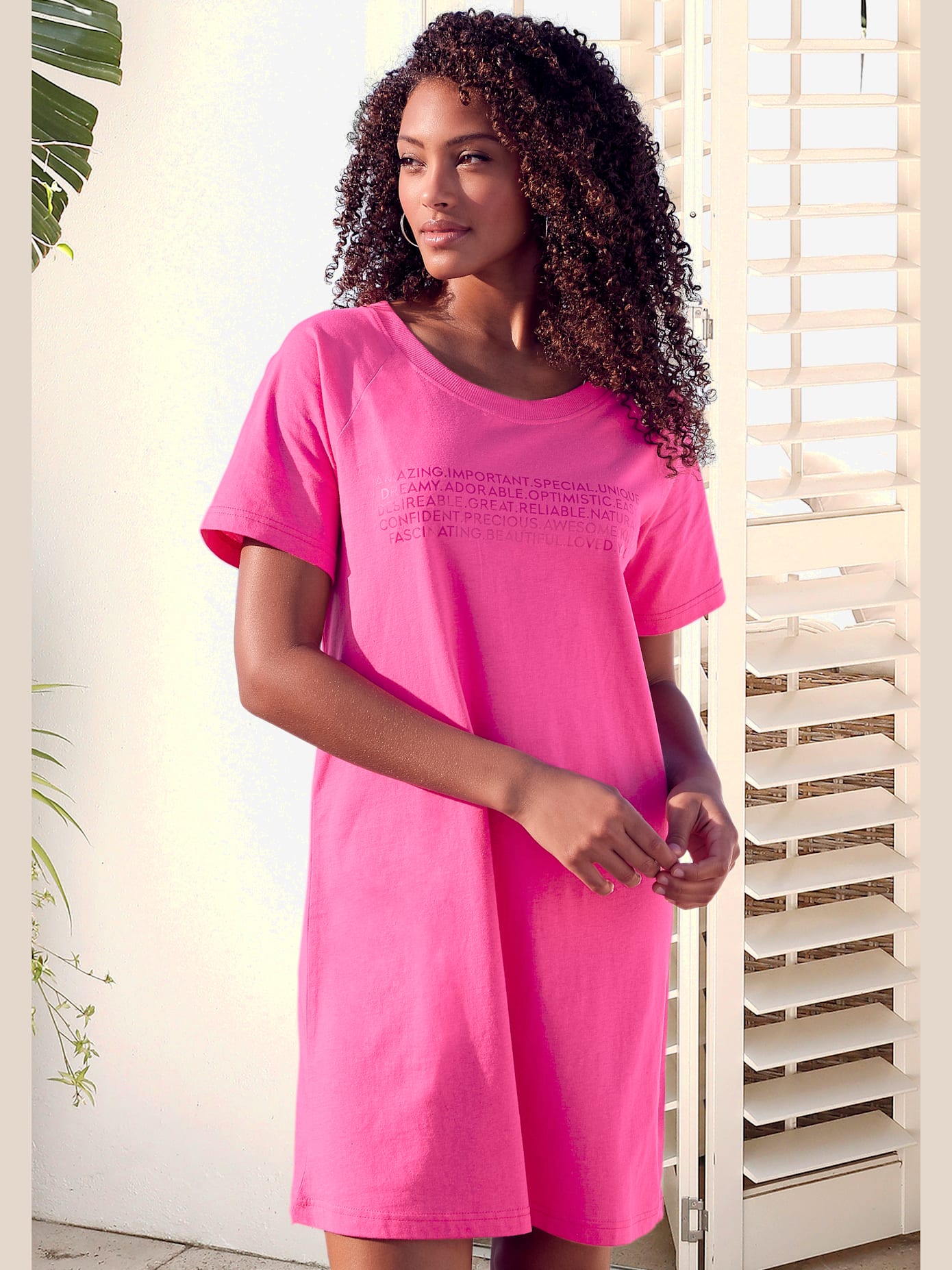 T-shirt de nuit chemise de nuit courte avec imprimé texte devant