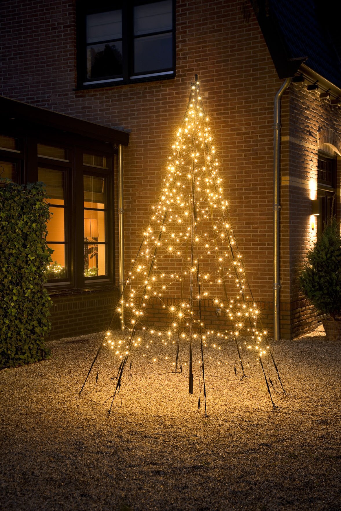 Fairybell - Vlaggenmast kerstboom - 480 - Warm wit - 300 cm