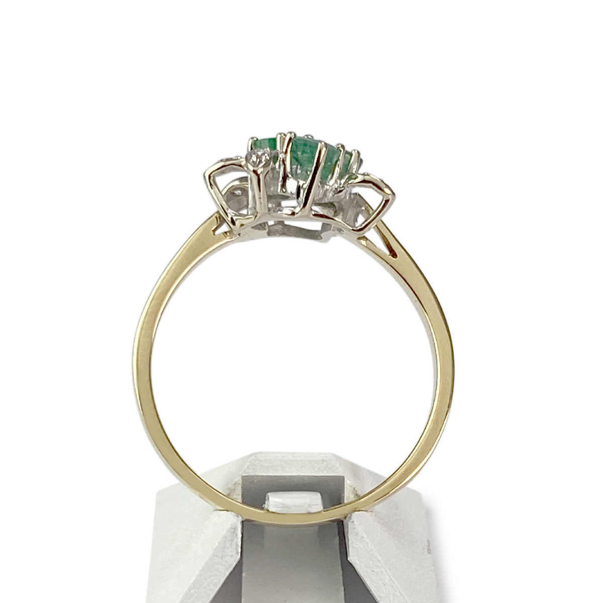Bague d'occasion 2 ors 750 émeraudes diamants
