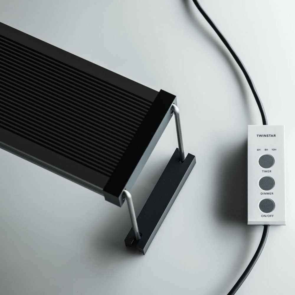 Light iv 450ea - 45 à 60 cm rampe ajustable led rgb