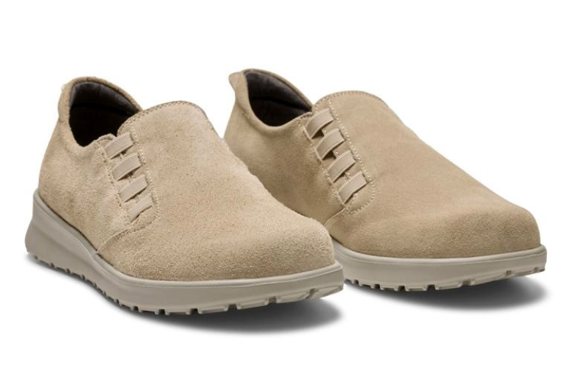 NEW FEET SANDFARVET SKO I RUSKIND