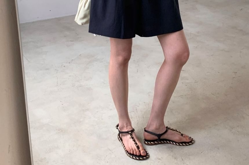 SeoulPop - 3/4-mouw V-hals effen playsuit