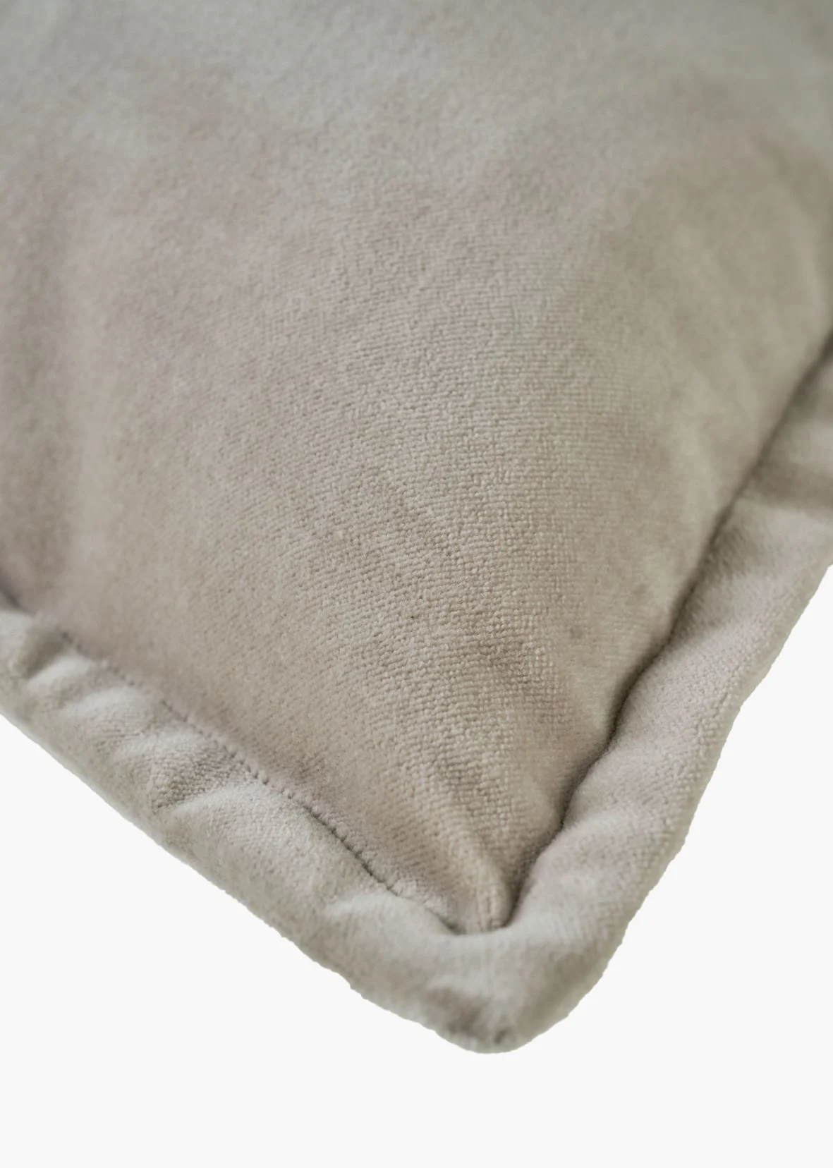 Pynteputetrekk lys beige - 50x50 cm