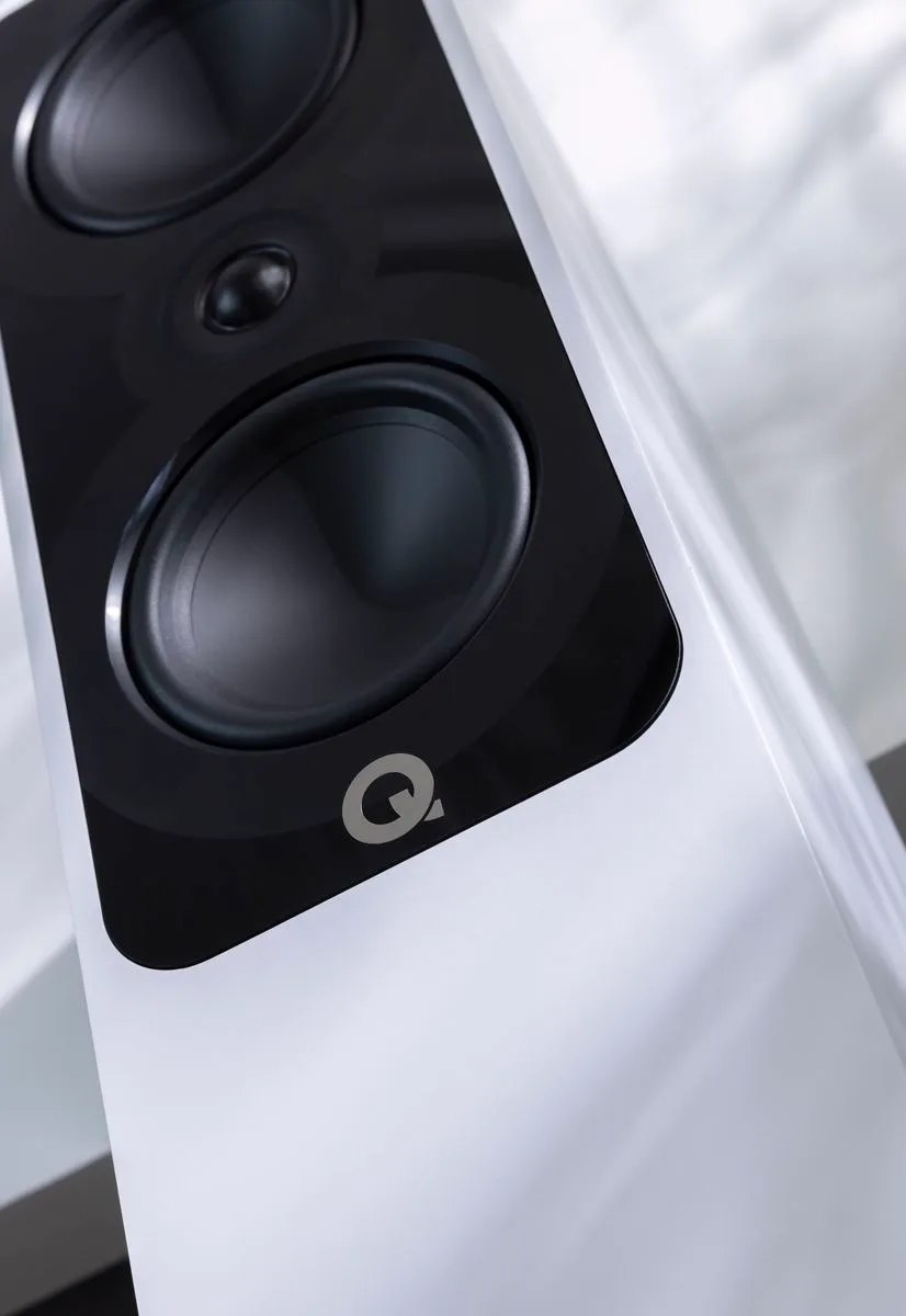 Q Acoustics 5040 Blanc Mat (la paire) Enceintes colonne