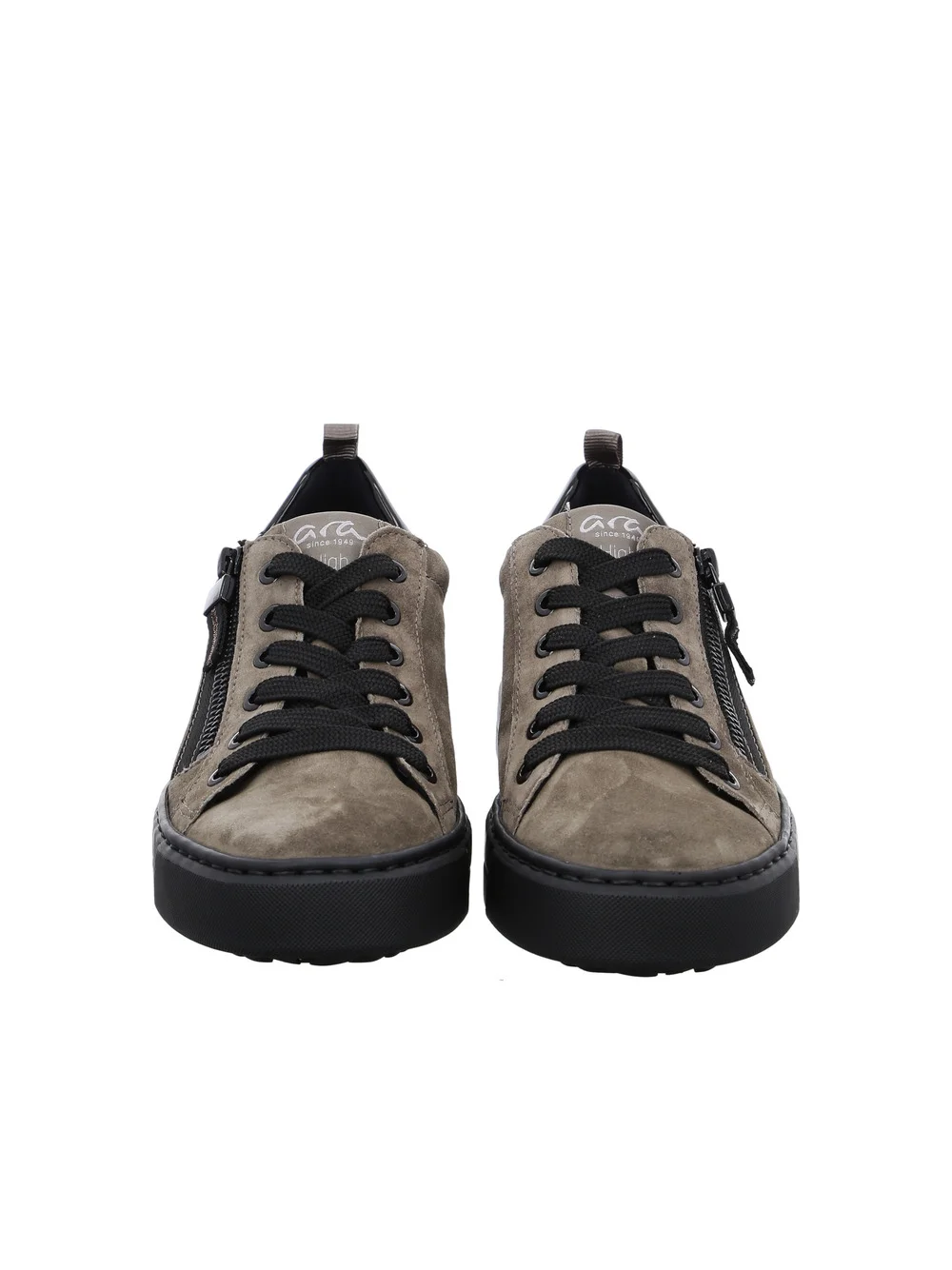 Sneaker Courtyard taiga
