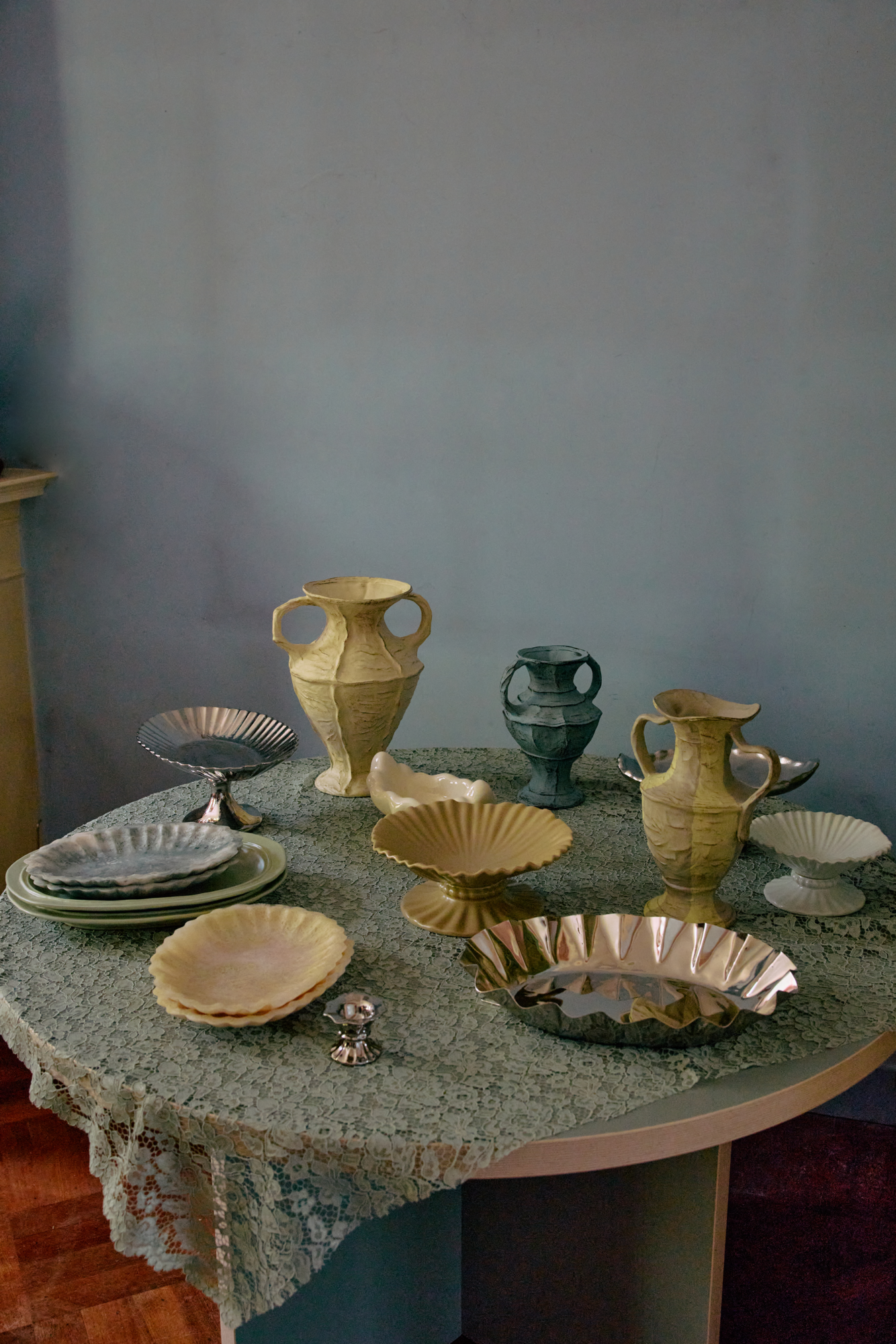 New classics serveerschaal resin ivory