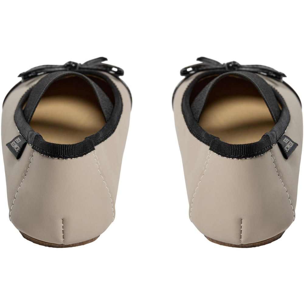 Køb Sofie Schnoor Dark Sand Neliask Ballerina