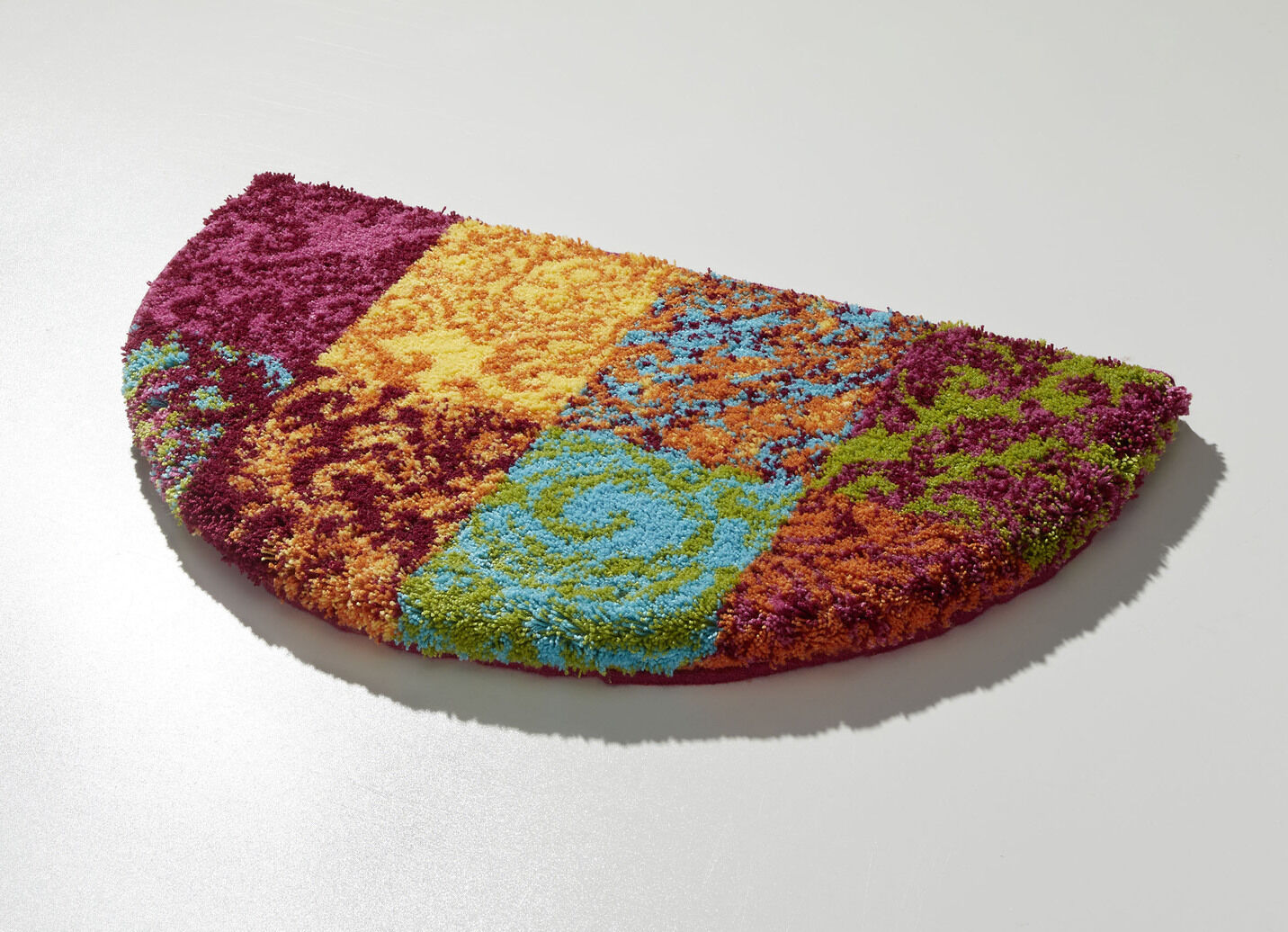 Badgarnitur von Grund mit weichem Flor