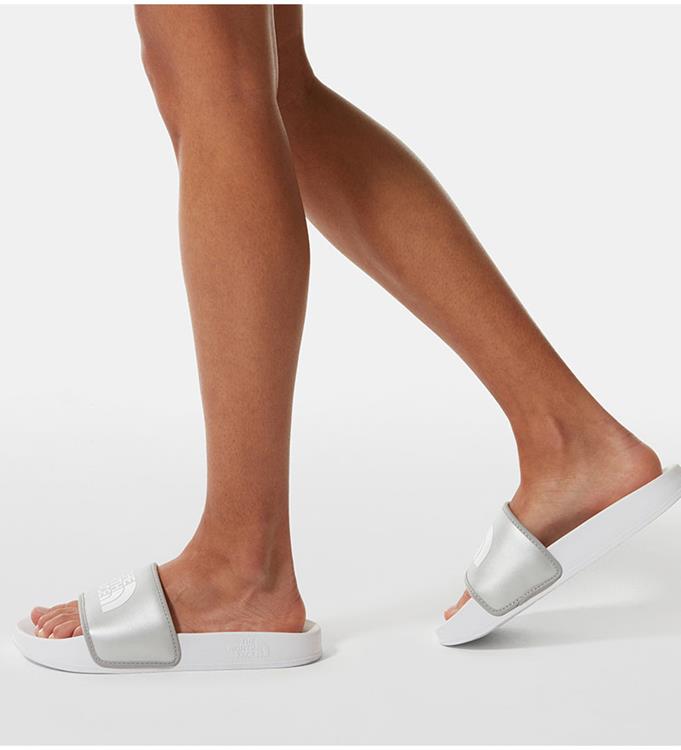 The North Face Women Metallic Base Camp III Badslippers