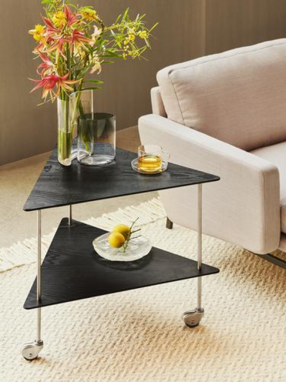 Fritz Hansen AJ trolley walnoot