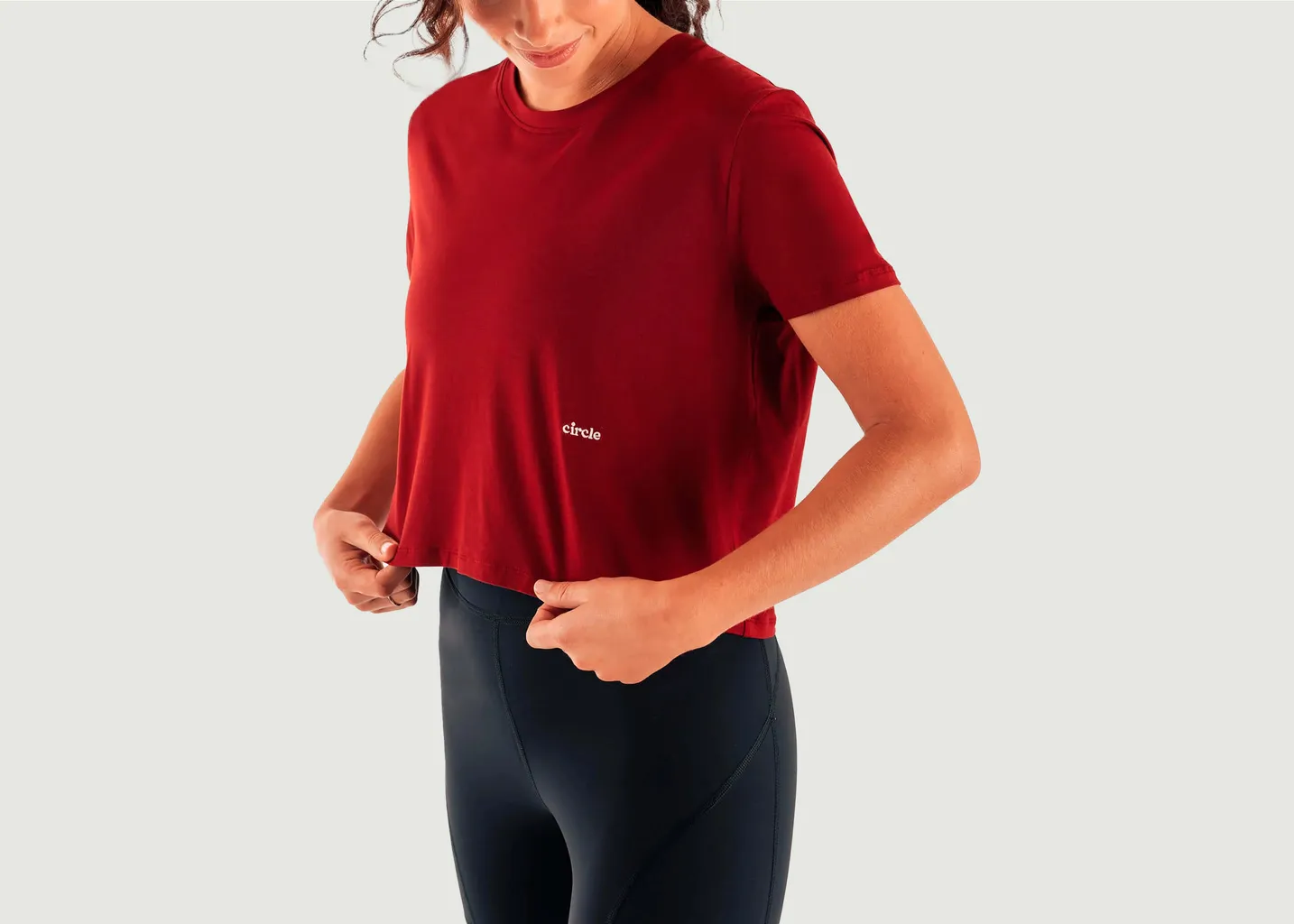 Crop-top Smooth Operator Circle Sportswear