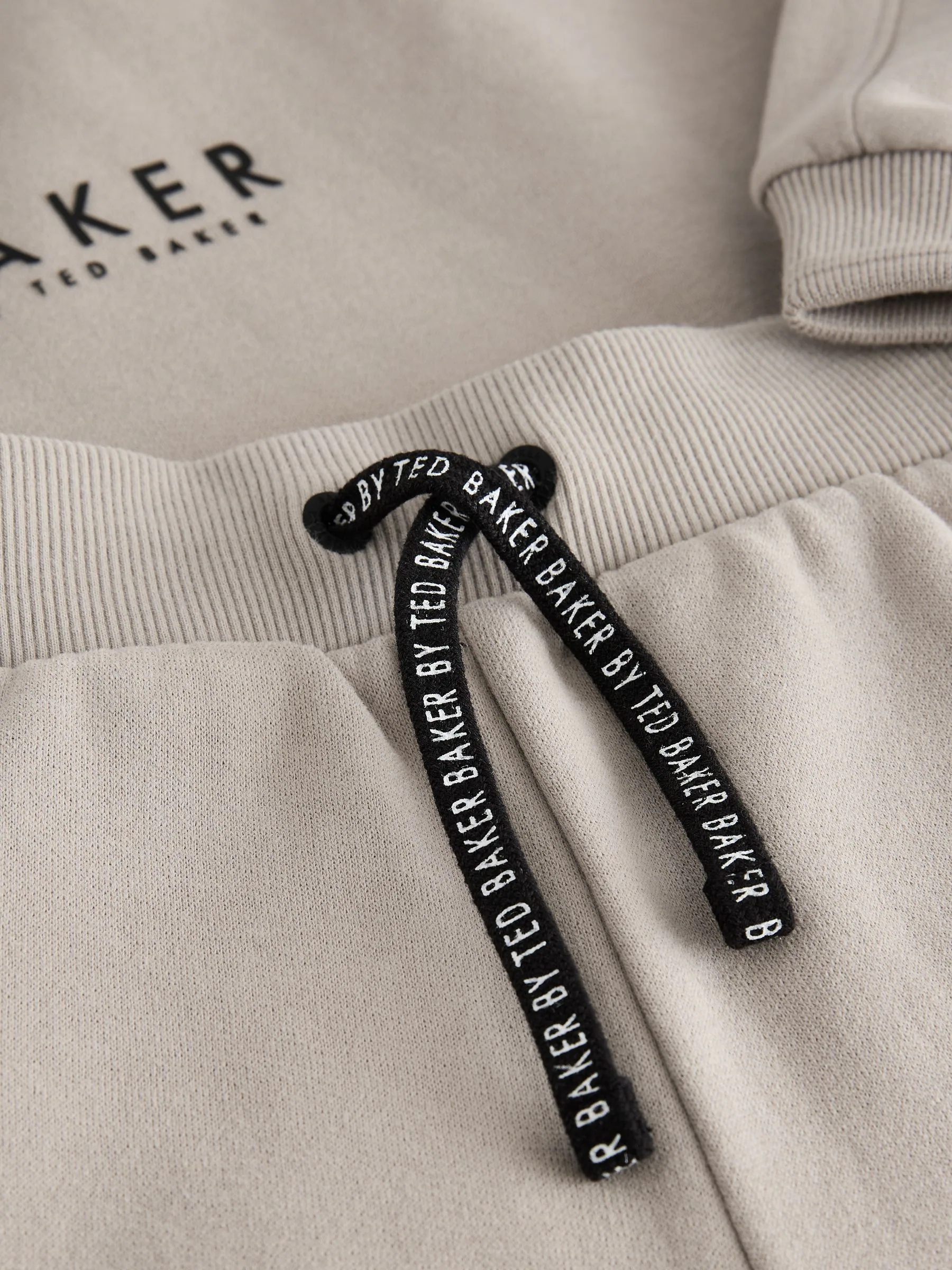 Pastelgeel - Baker by Ted Baker set met sweatshirt en joggingbroek