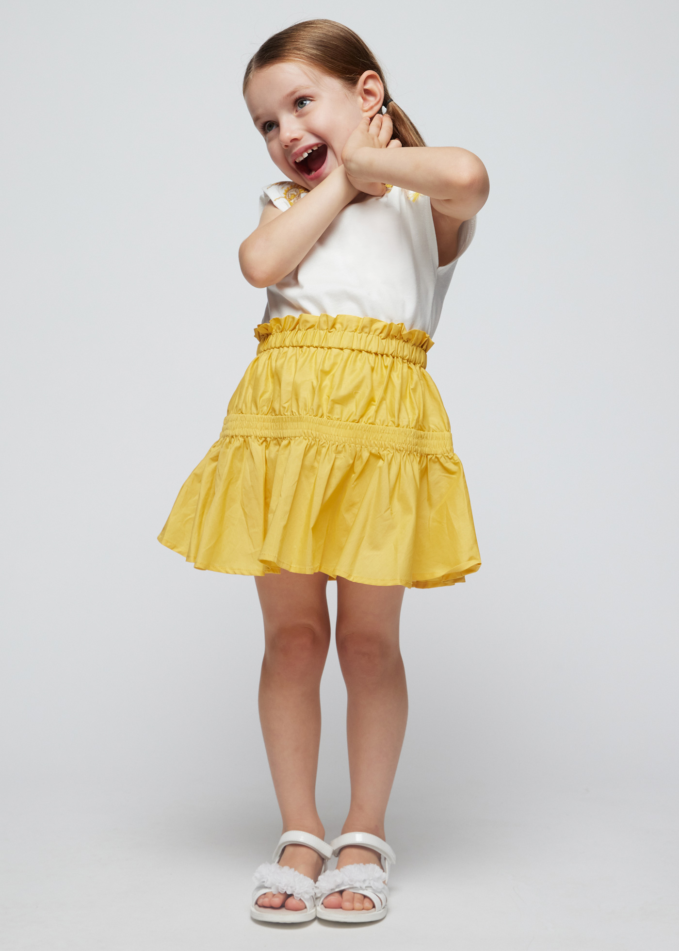 Camiseta Better Cotton com franjas para meninas