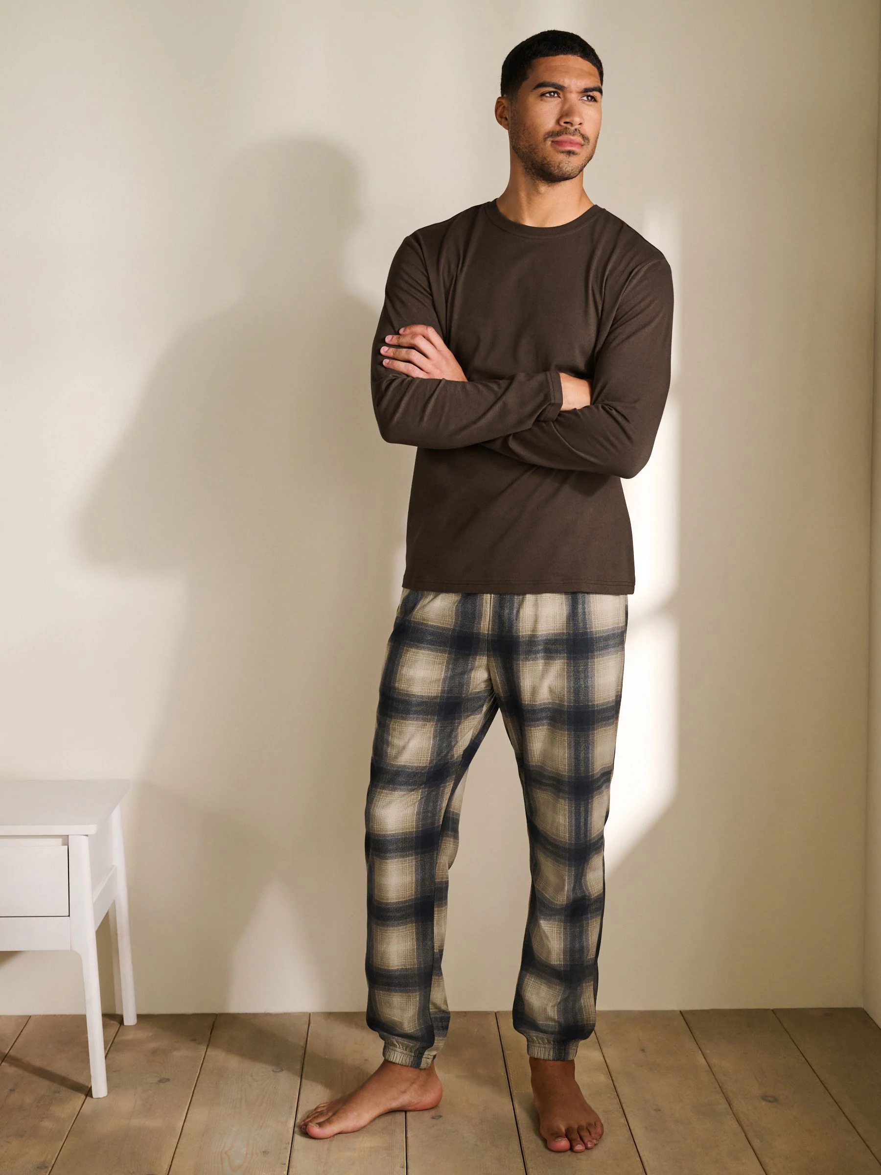 Neutraal/bruin - Ruit Motionflex behaaglijke pyjama met lange mouwen en boorden