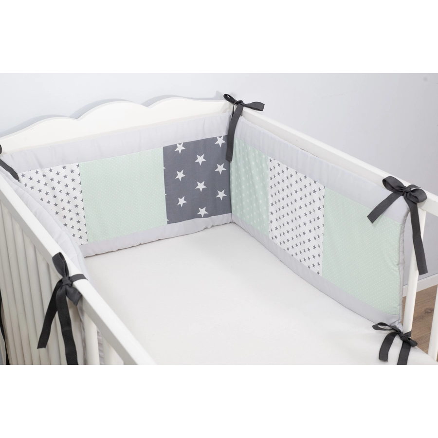 Ullenboom Patchwork-Nestchen für Babybett 140x70 cm Mint Grau (210 cm Kopfbereich)