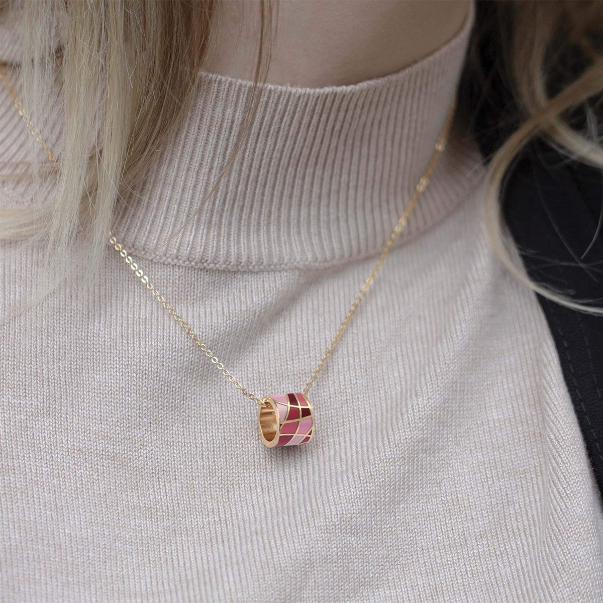 Collier Art M2 acier doré or