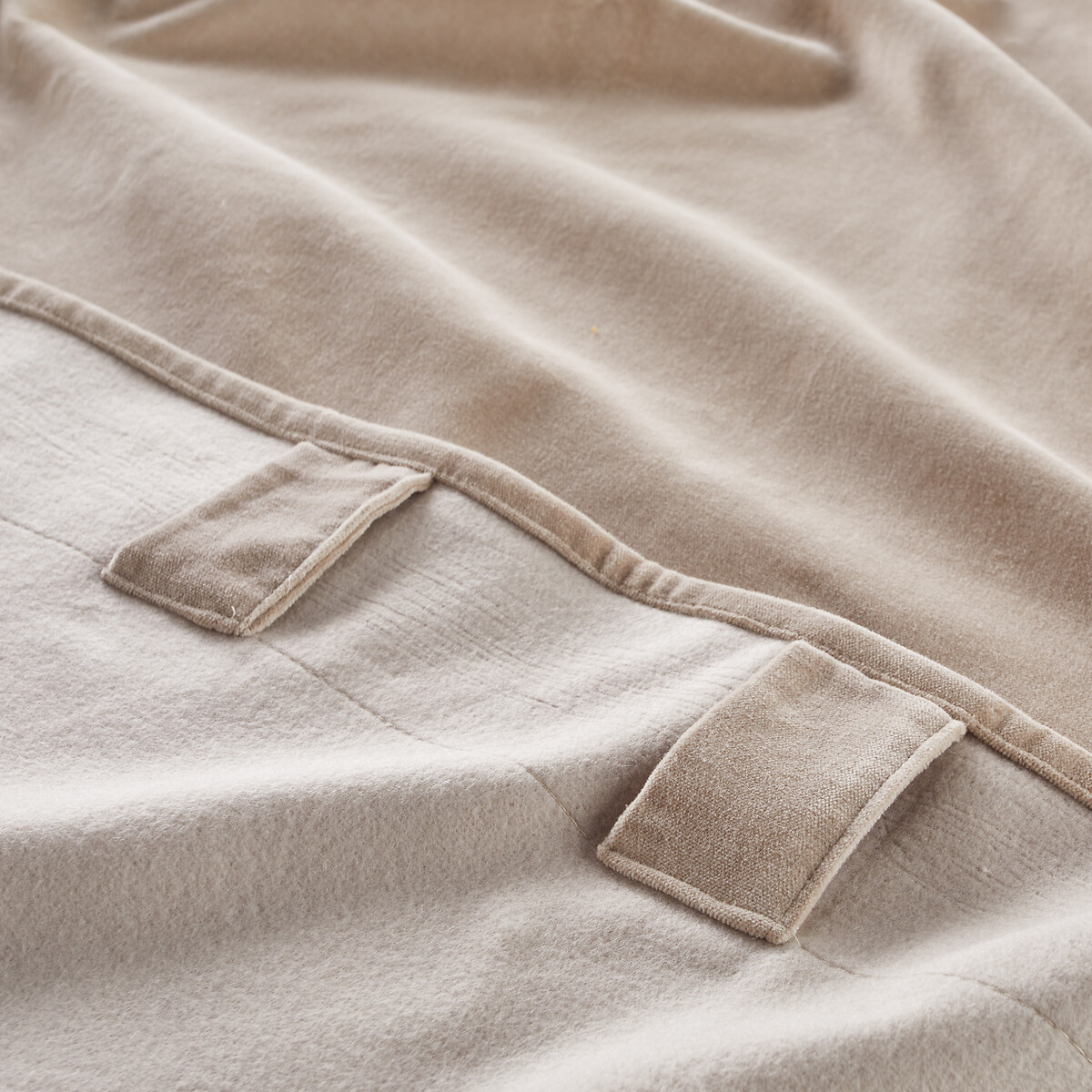 LA REDOUTE INTERIEURS<br>Cortina térmica em veludo com laços ocultos, Veludo