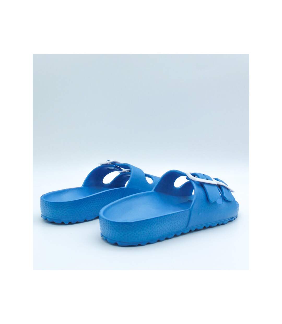 Mules à boucle